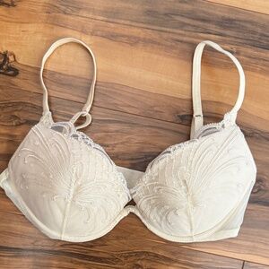 La Perla 2 Bra Cream Lace Underwire 34D Italy